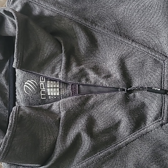 MPG 1/4 zip pullover - Picture 2 of 4